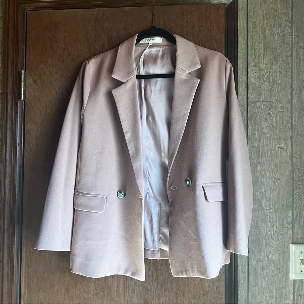 Simple Retro Pink Blazer